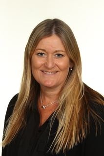 Sarah Paling the Prep School Art Teacher at King's Ely, a Private Day and Boarding Prep School near Cambridge, in Ely.